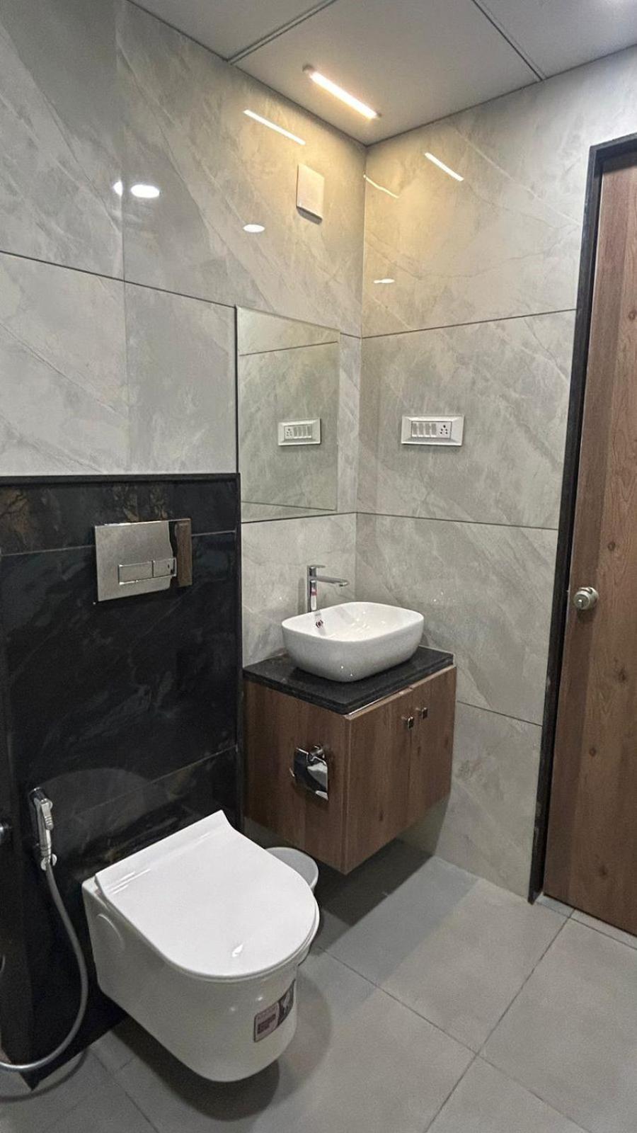 Hotel Holiday Icon Dwārka Εξωτερικό φωτογραφία