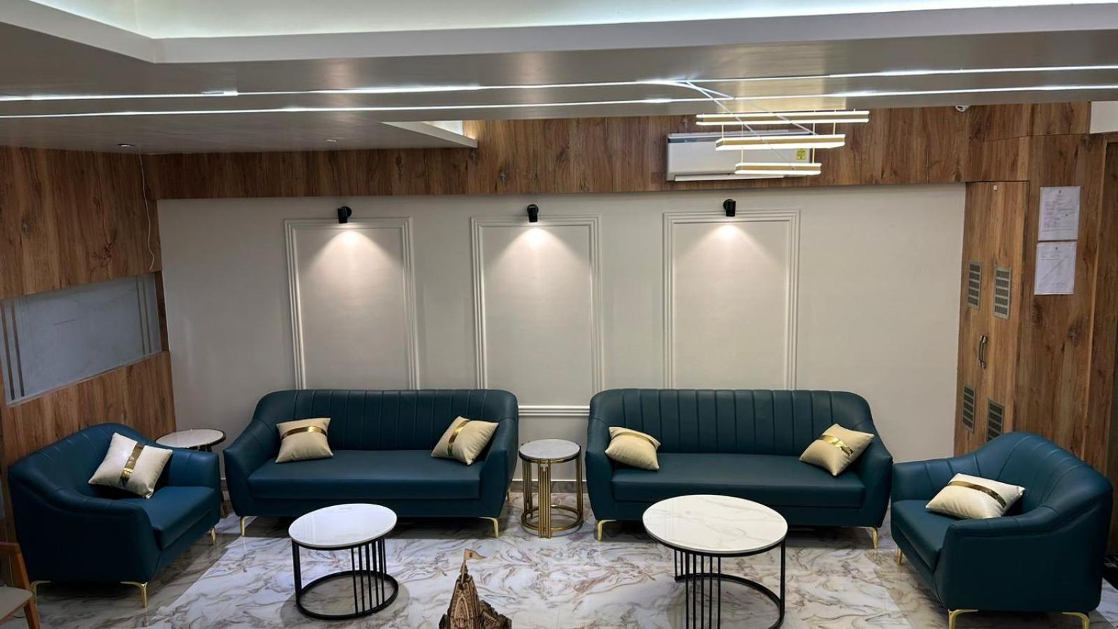 Hotel Holiday Icon Dwārka Εξωτερικό φωτογραφία