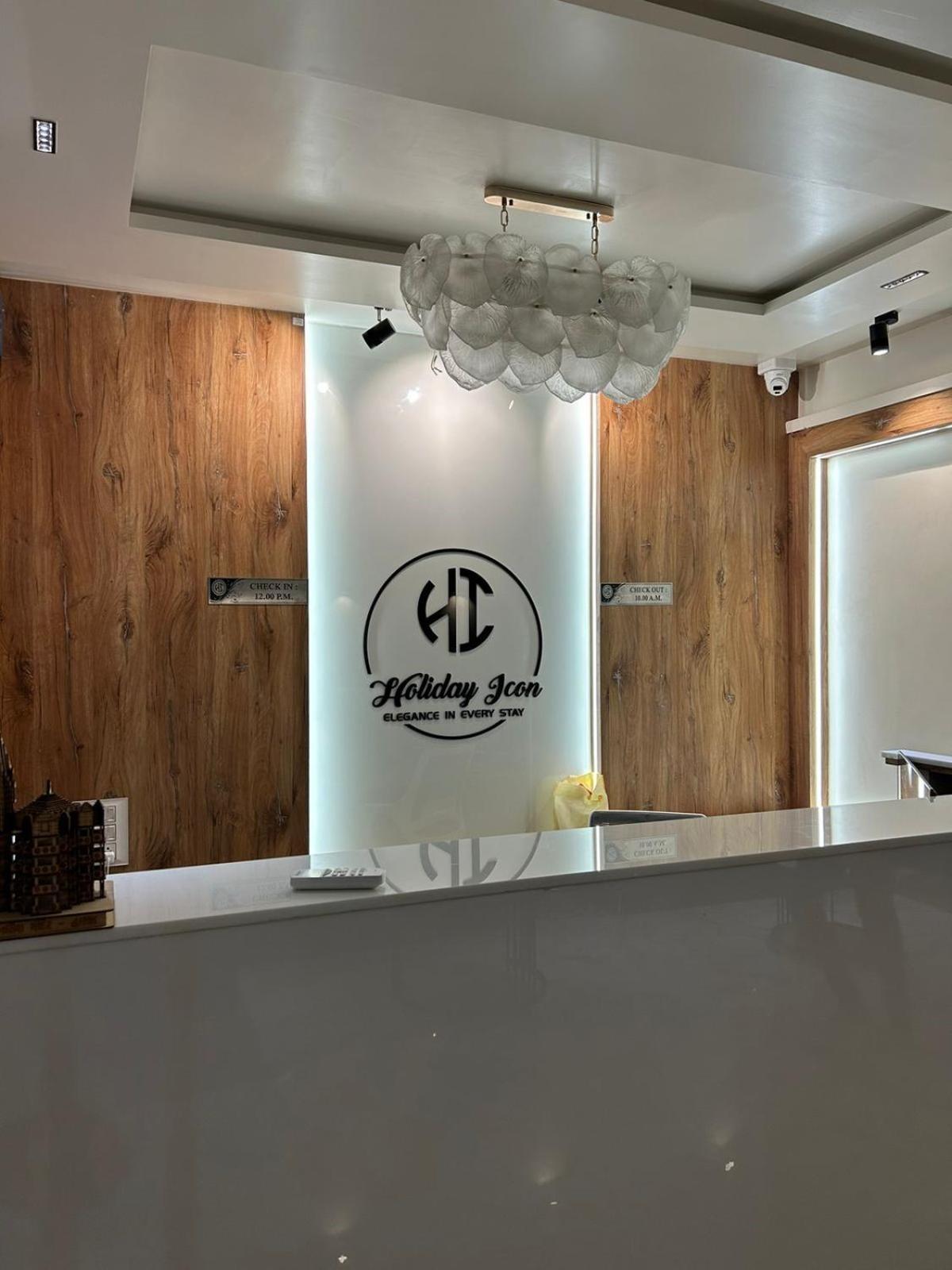 Hotel Holiday Icon Dwārka Εξωτερικό φωτογραφία